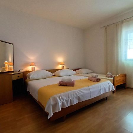 Apartment Ljube Omiš Екстериор снимка