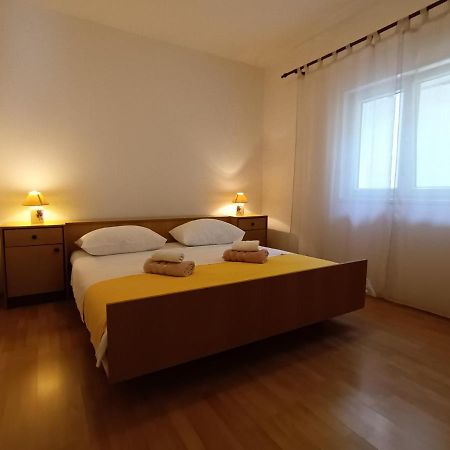 Apartment Ljube Omiš Екстериор снимка