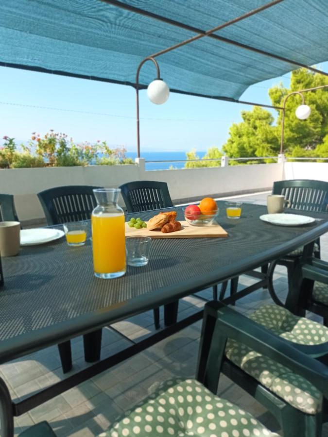 Apartment Ljube Omiš Екстериор снимка