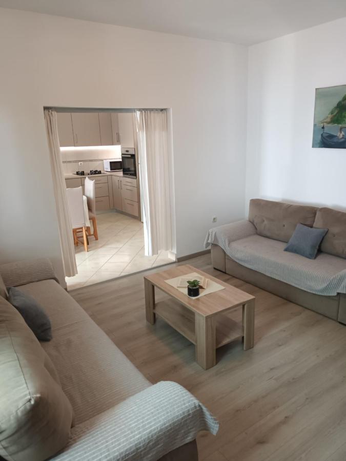 Apartment Ljube Omiš Екстериор снимка