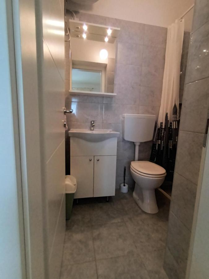 Apartment Ljube Omiš Екстериор снимка